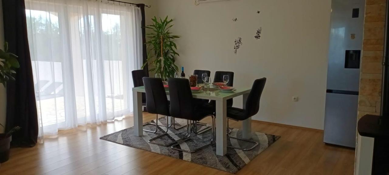 Leggiero Villa Benkovac Ngoại thất bức ảnh