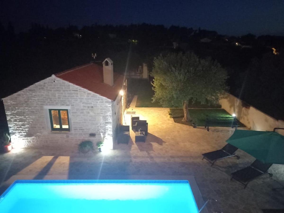 Leggiero Villa Benkovac Ngoại thất bức ảnh