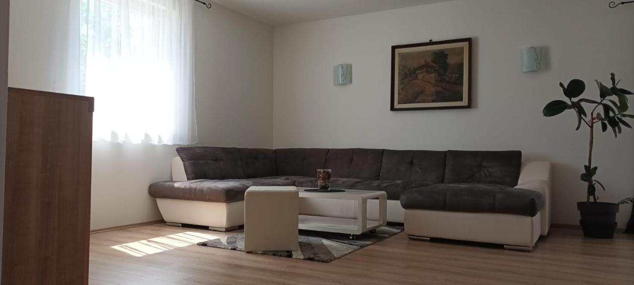 Leggiero Villa Benkovac Ngoại thất bức ảnh